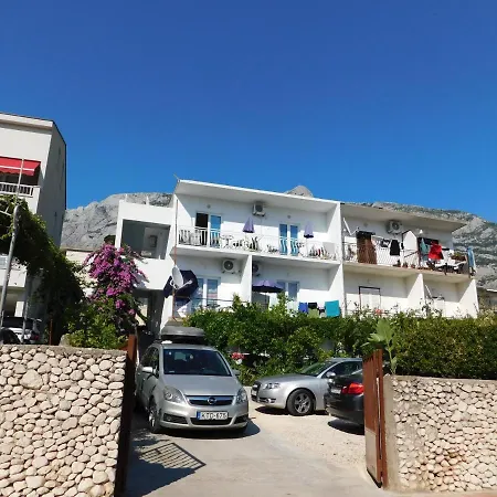 Jacky / Mountain View * Makarska
