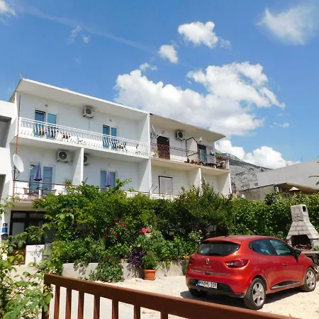 Jacky / Mountain View * Makarska